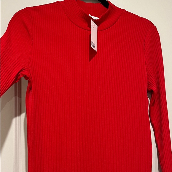 H&M Vibrant Red Long Sleeve Mockneck Dress - Picture 4 of 5